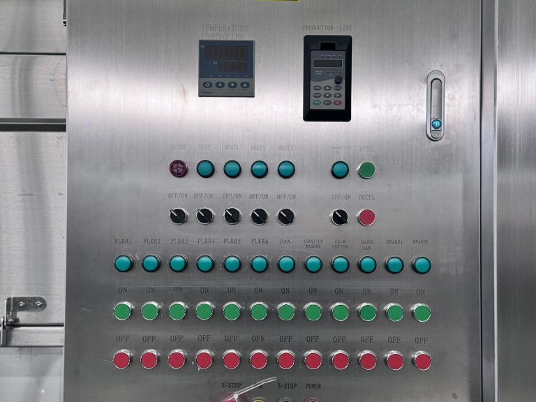 Présentation des fonctions du coffret électrique pour la nouvelle ligne d'abattage de volaille compacte