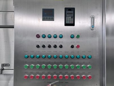 Введение в функции электрошкафа управления для новой компактной линии убоя птицы