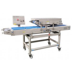 Автоматическая машина для нарезки мяса.