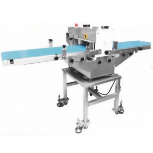 Многофункциональная машина для нарезки мяса.